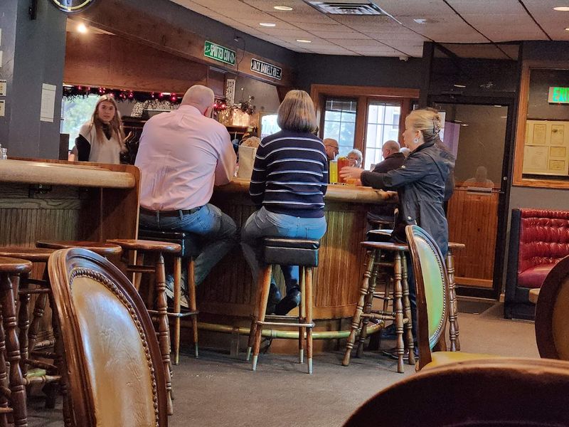 Service Style And Staff Energy