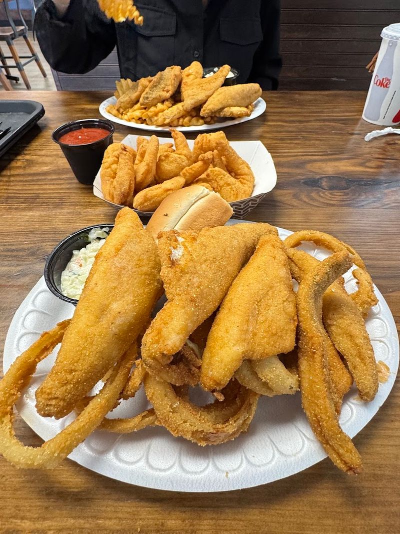 Why This Spot Is Worth The Drive To Port Clinton