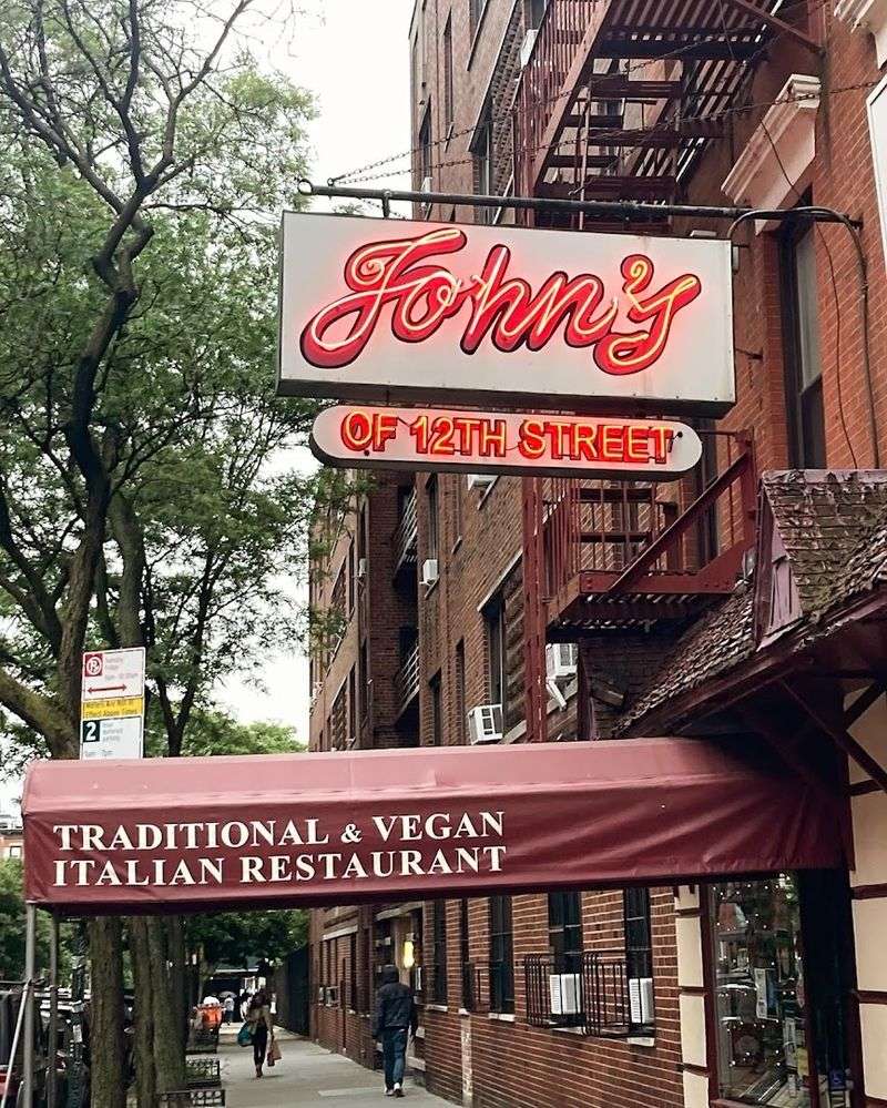 John's Of 12th Street