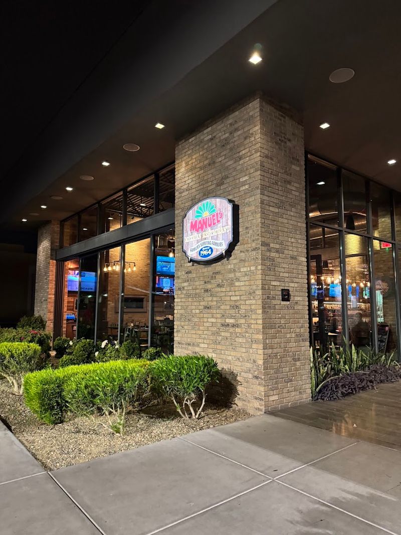 Manuel's Mexican Restaurant And Cantina