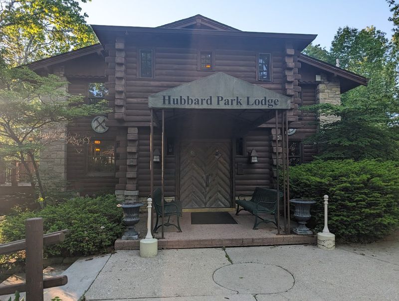 Hubbard Park Lodge