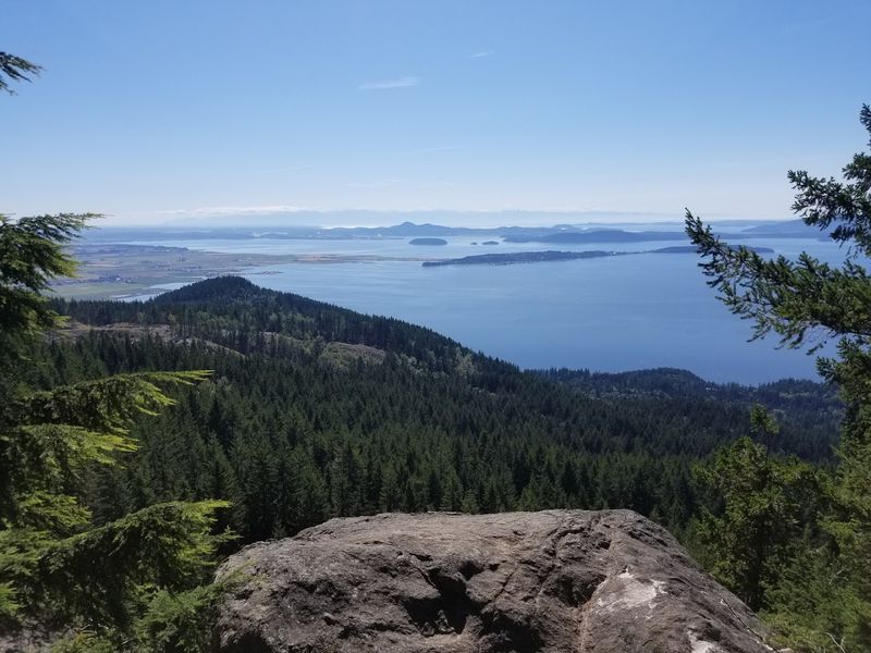 Hiking Trails That Reward Every Fitness Level