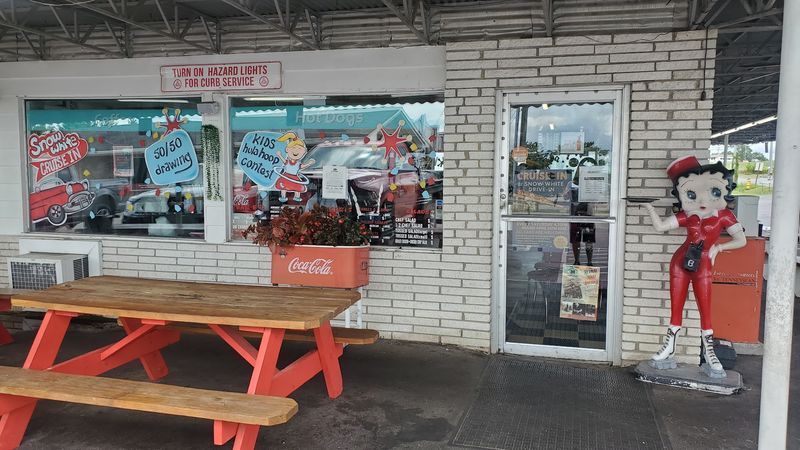 Why Every Road Trip Through Tennessee Needs This Stop