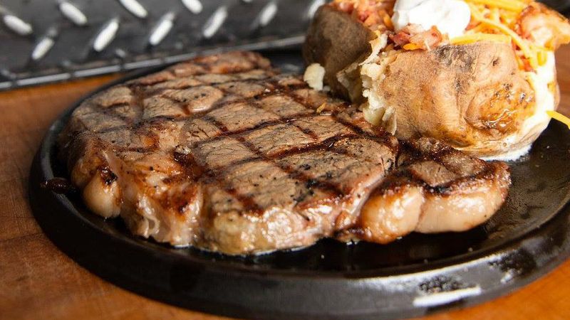 Snookum's Steakhouse