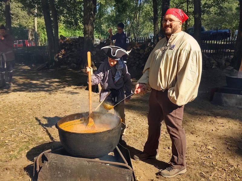 Period Food And Craft Vendors That Complete The Atmosphere