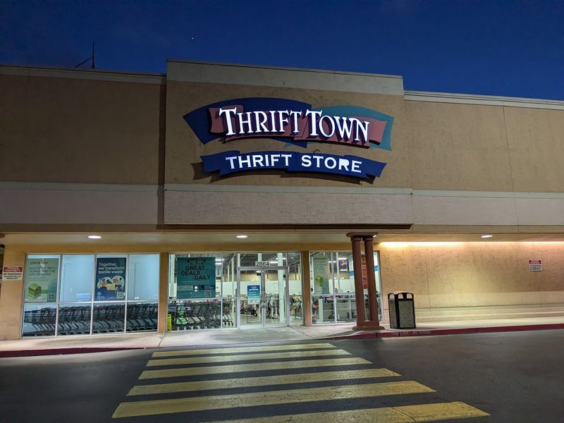 Thrift Town