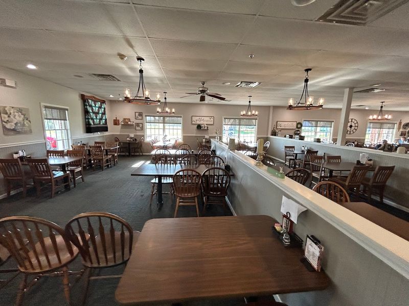 Mary Yoder's Amish Kitchen