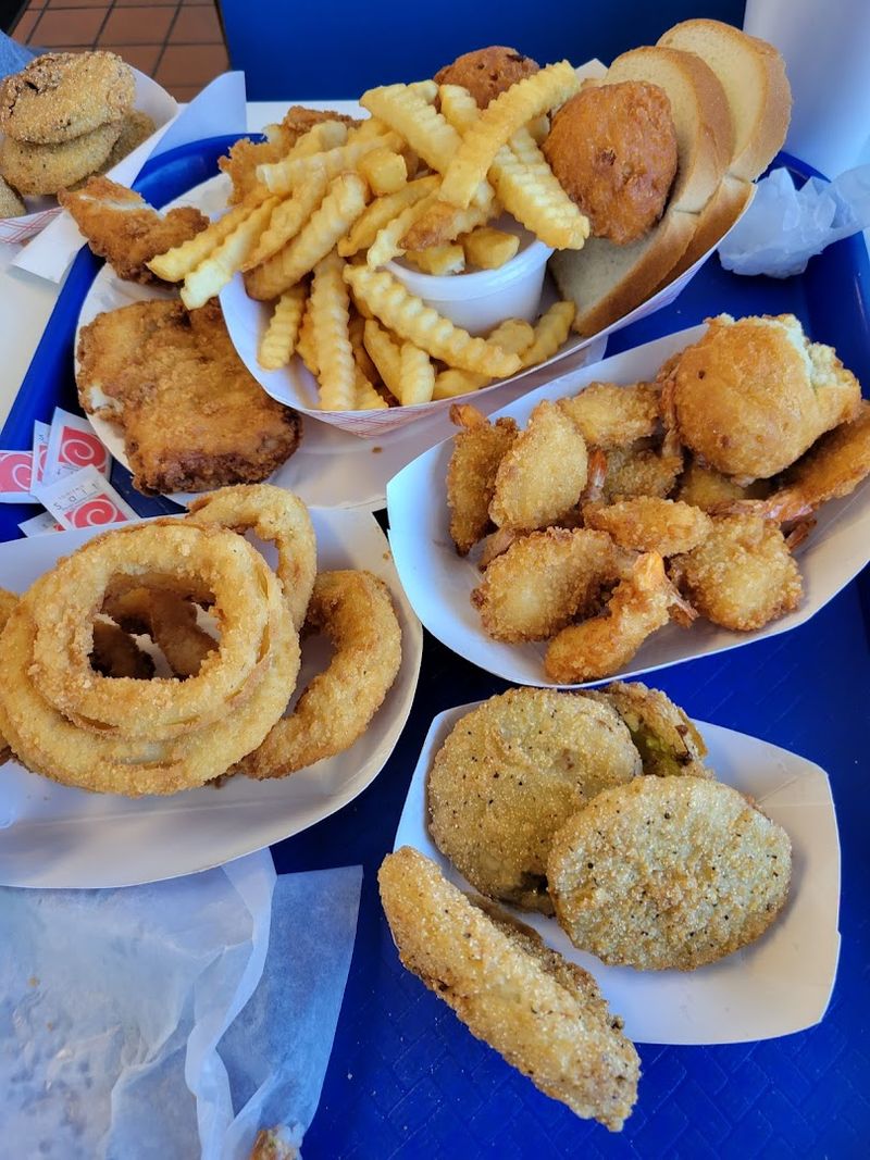 Fried Shrimp For The Seafood Enthusiast