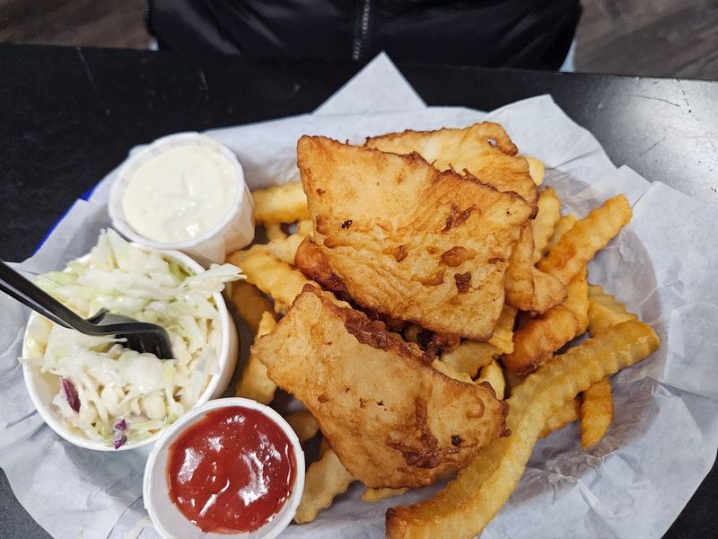 Fish And Chips That Keep Things Simple