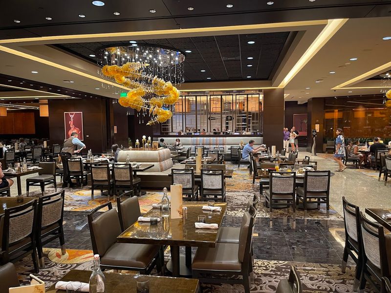 The Setting Inside The Cosmopolitan