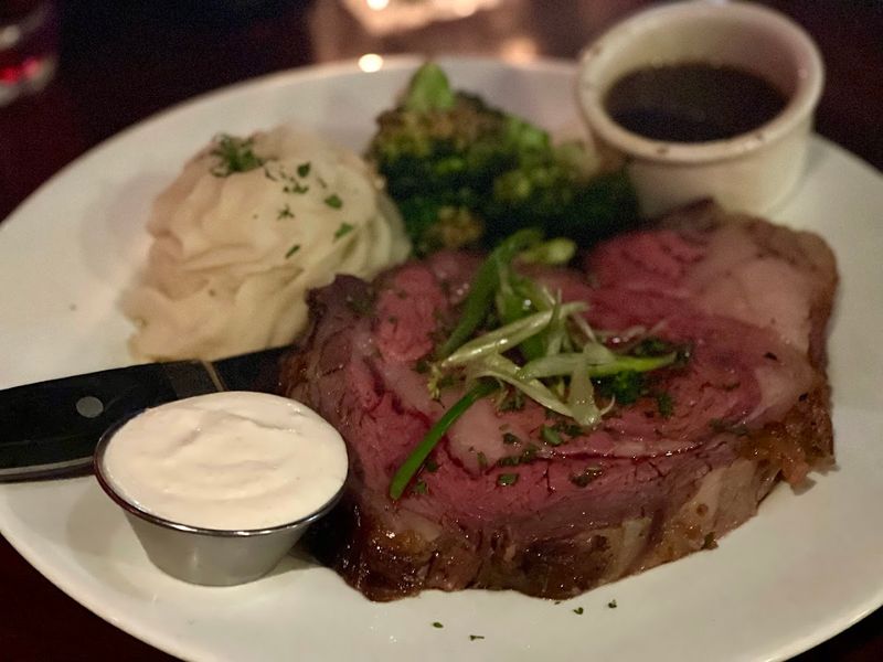 Lavish Portions That Turn Dinner Into An Event