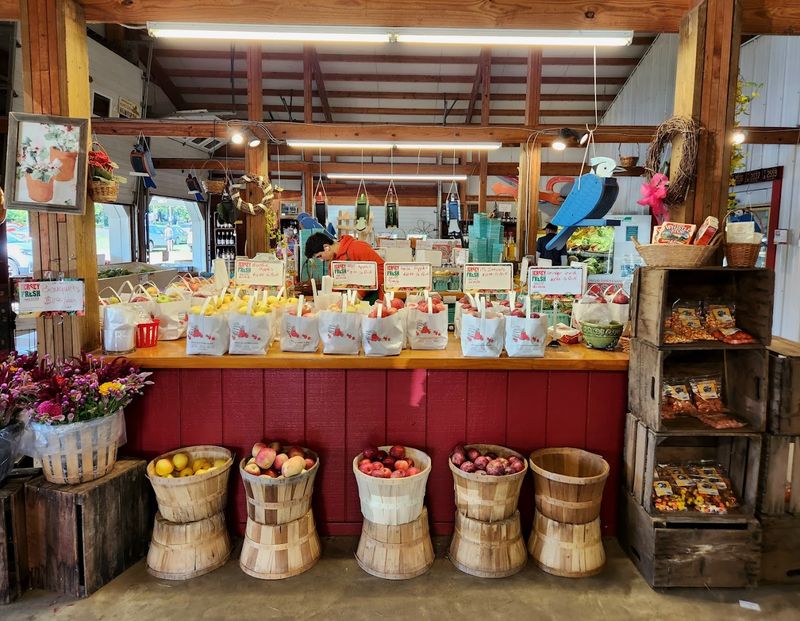 The Farm Market That Changes With Every Season