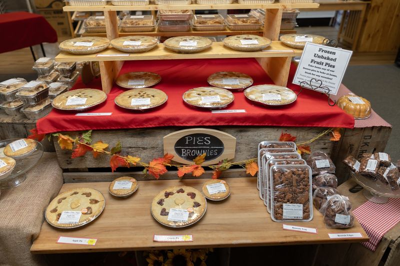 The Story Behind This Beloved Amish Bakery