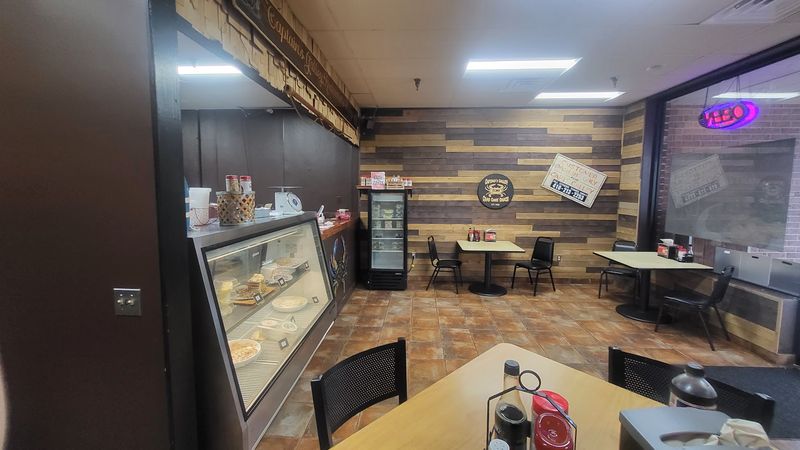 You Deserve A Proper Maryland Seafood Meal Right Now