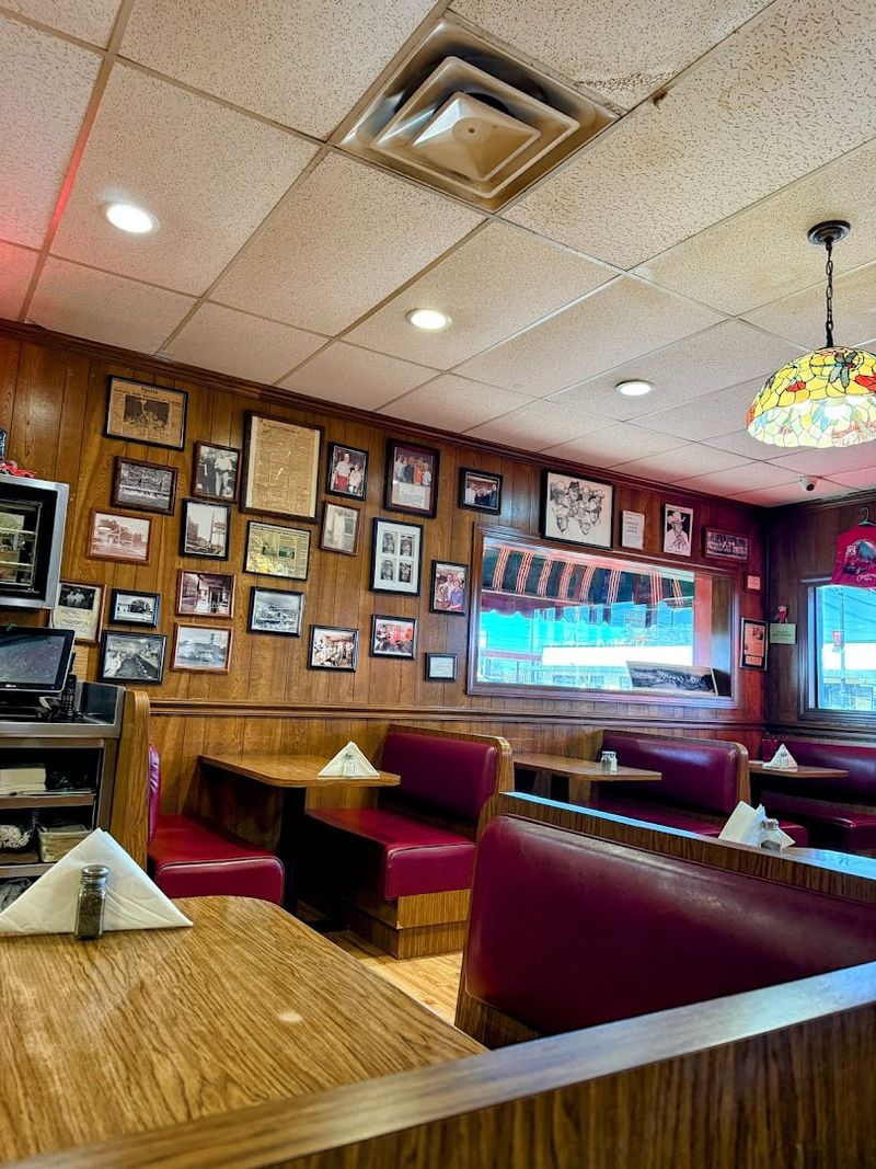 The Route 66 Atmosphere Inside