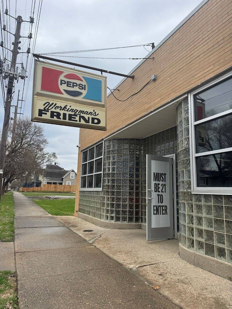 Why This Place On Every Indiana Food Bucket List