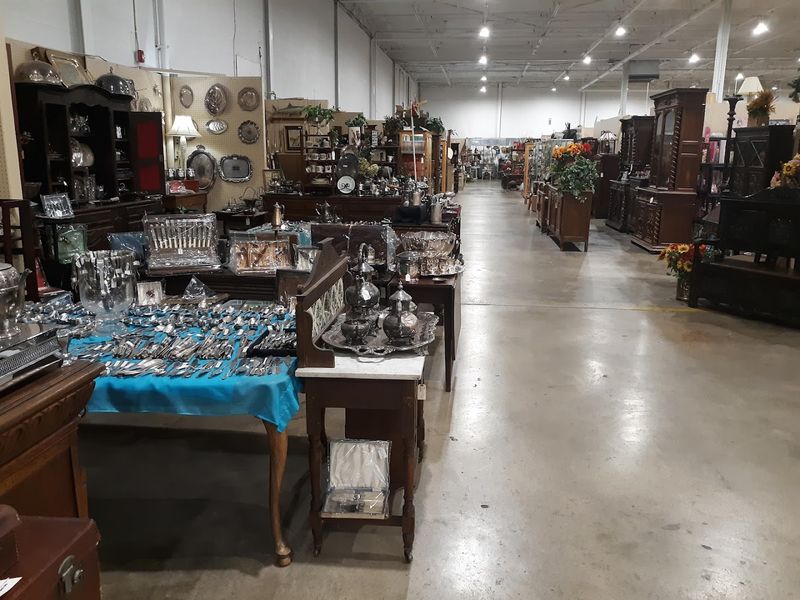 Why Is This The Right Home For This Mall