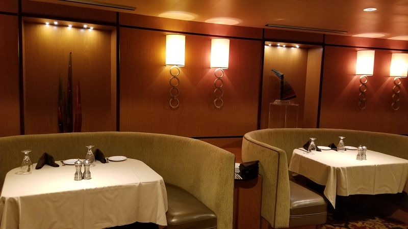 Why This Restaurant Deserves A Spot On Every Nevada Itinerary