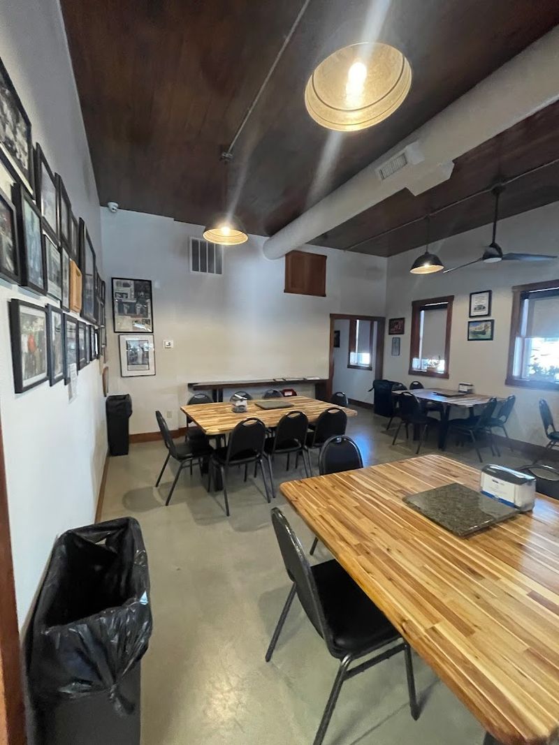 A Dining Room That Feels Like A Family Kitchen