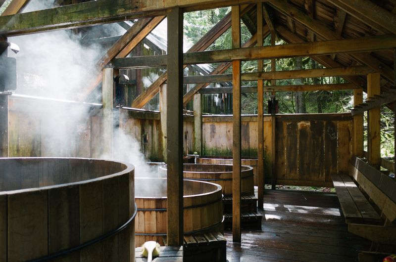 Private Versus Communal Tubs