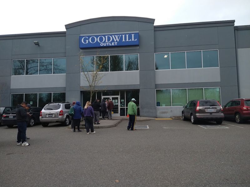 Everett Goodwill Outlet