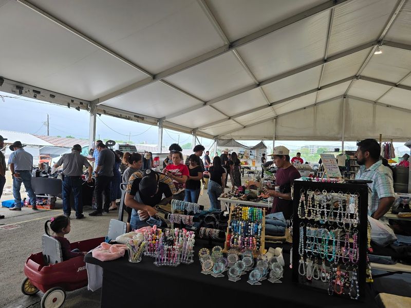 Austin Country Flea Market