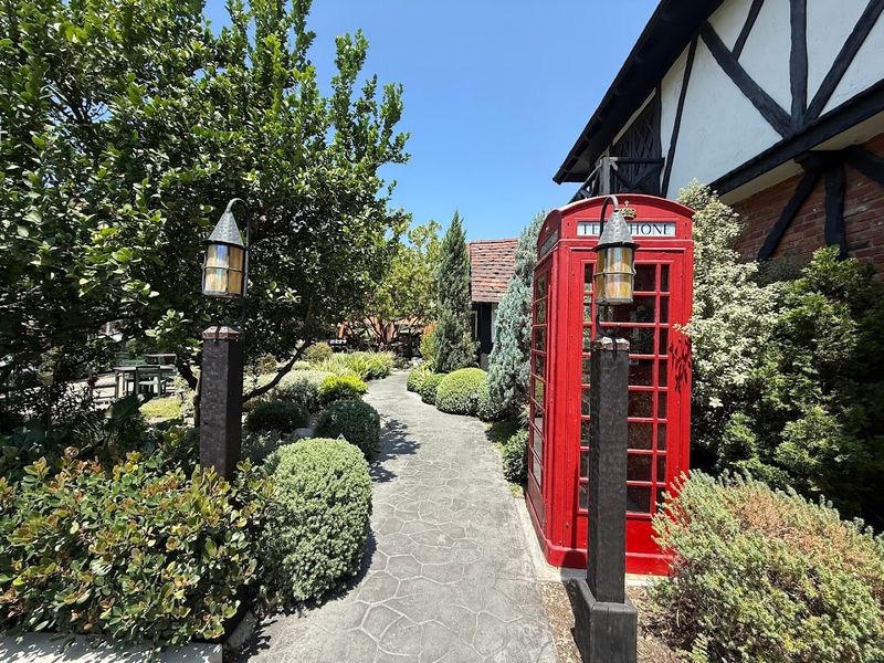 The Los Feliz Neighborhood Makes It An Easy Day Out