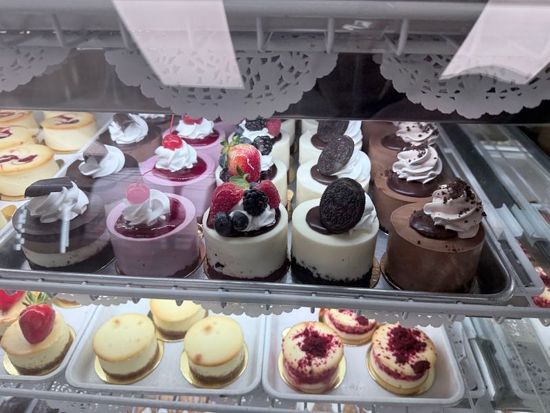 Mini Cheesecakes That Hit Differently