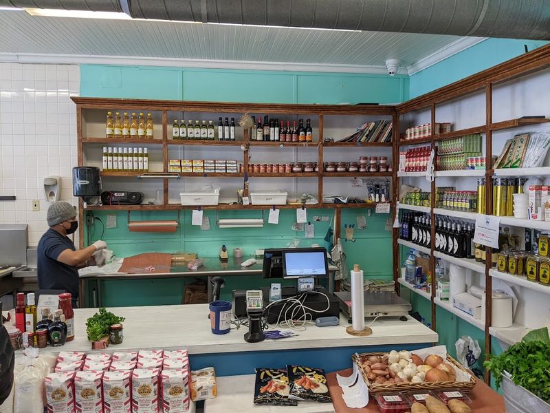 A Staff That Actually Knows Their Seafood