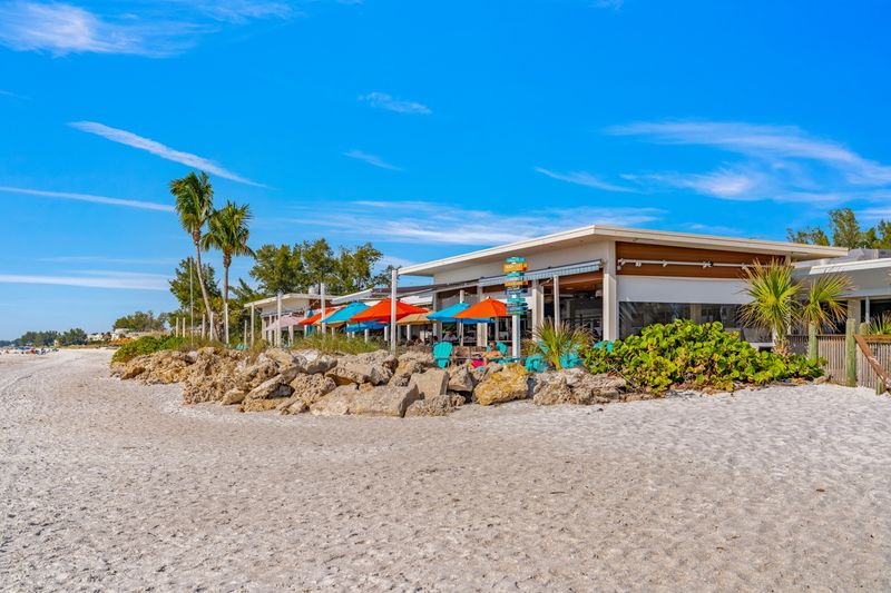 Beach House Waterfront Restaurant