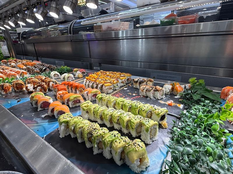 Sushi And Sashimi That Hold Their Own