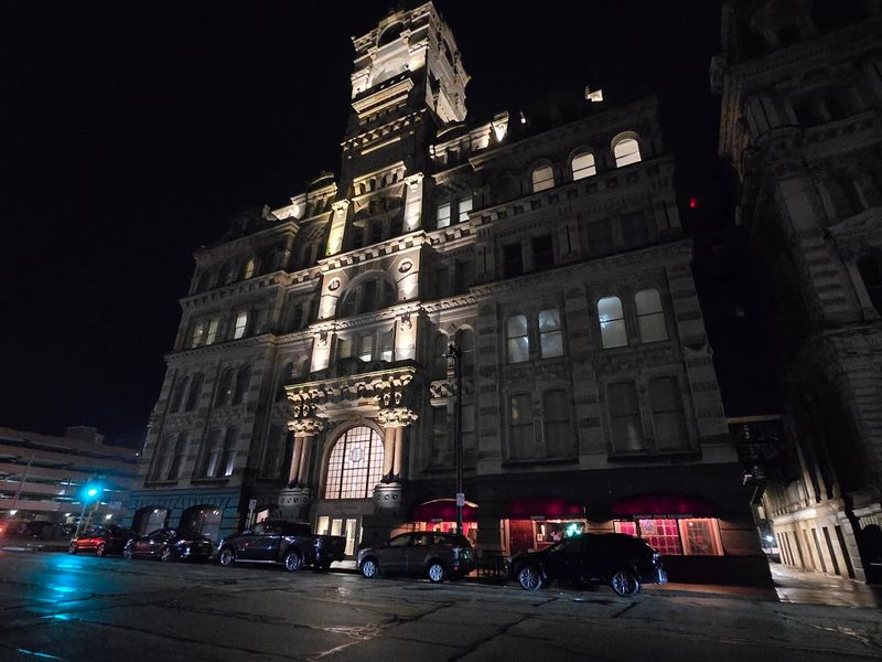 Swingin' Door Exchange