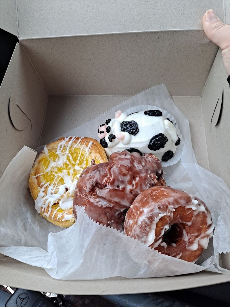 Planning A Visit To Steenstra's Royal Dutch Bakery