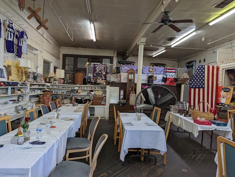 The Hand-Washing Ritual Before You Eat