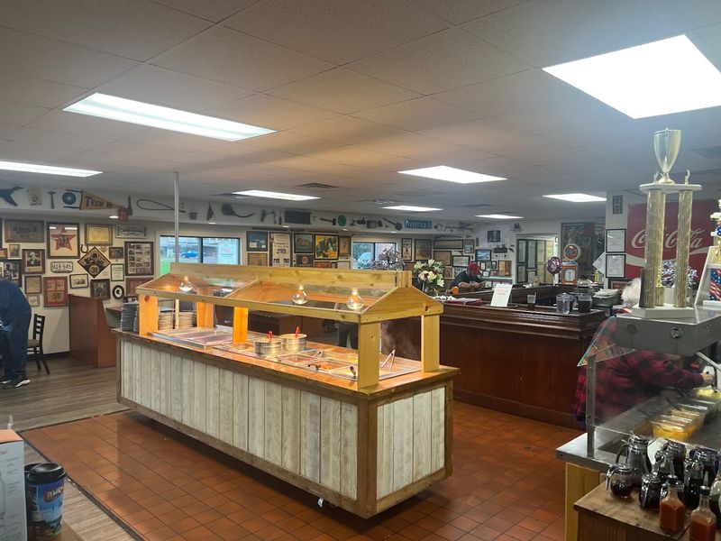 Why Locals Keep Coming Back Every Single Morning