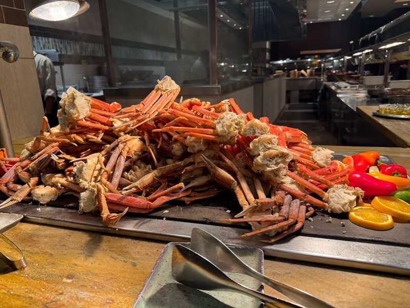 Snow Crab Legs That Draw Real Crowds