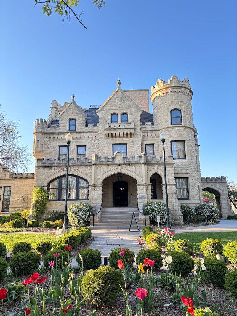 Planning A Visit To This Nebraska Landmark