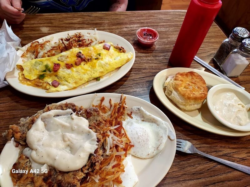 Cream Gravy Done The Right Way