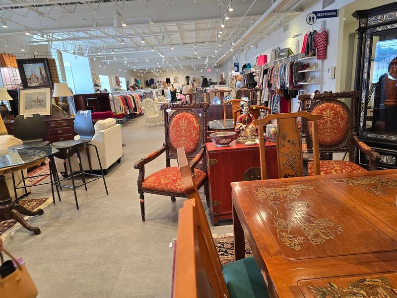 The Blue Bird Circle Resale Shop