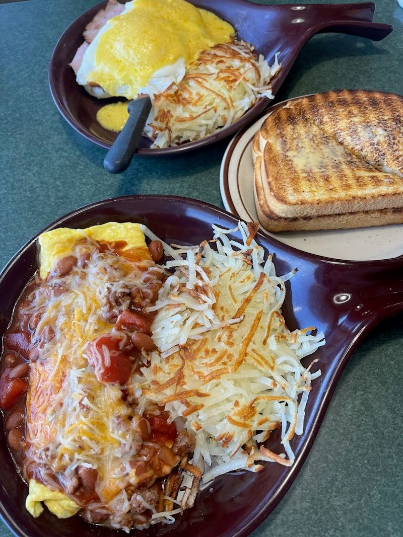 Skillets And Omelets That Are Built To Satisfy