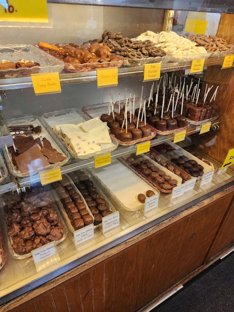 Fudge Flavors That Go Far Beyond Vanilla