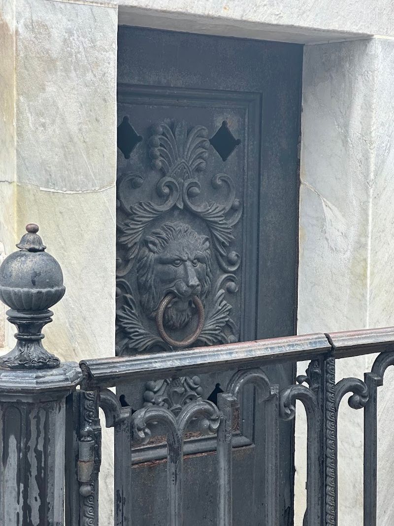 The Architecture And Its French And Spanish Roots