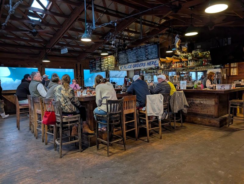 Counter-Service Ordering With Old-School Energy