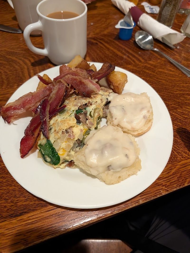 Mashed Potatoes And Gravy Done The Old-Fashioned Way