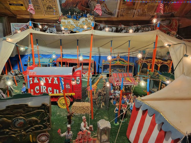 The Circus Exhibit That Brings Childlike Wonder Back