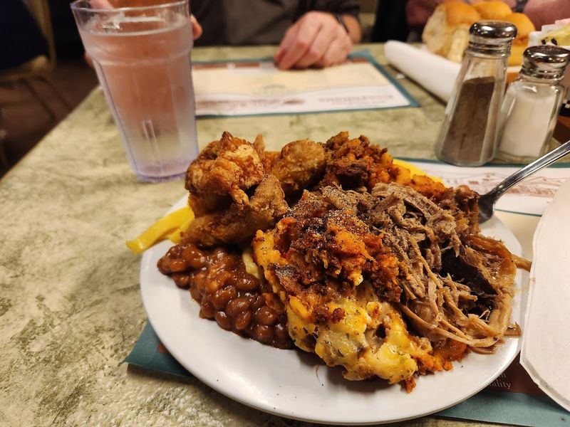 Family-Style Dining Done The Old-Fashioned Way