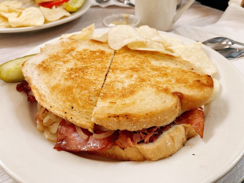 Fresh Pastrami And The Reuben That Earns Return Visits