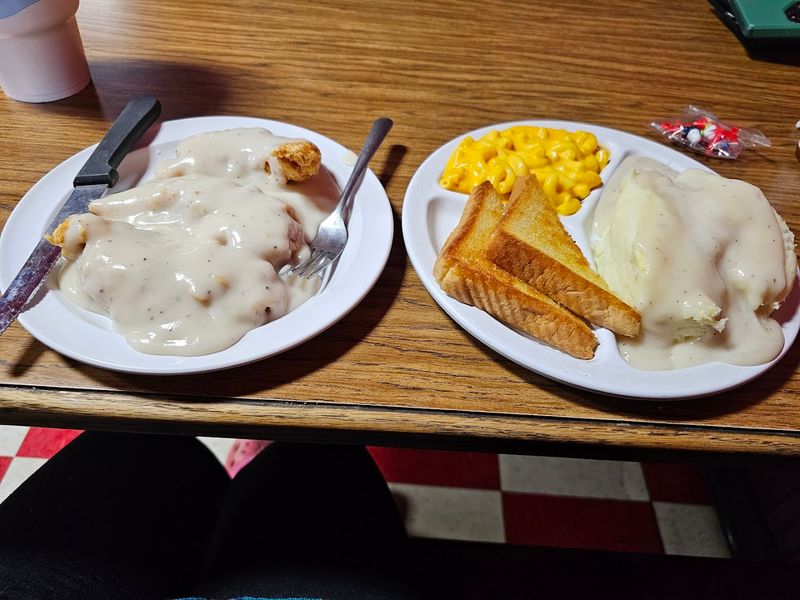 A Breakfast Menu That Earns Early Risers