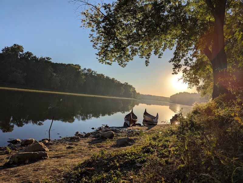 The Wabash River Setting That Makes Everything Feel Different