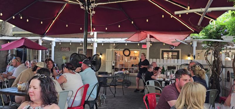 A Setting That Feels Like Somewhere You Already Know